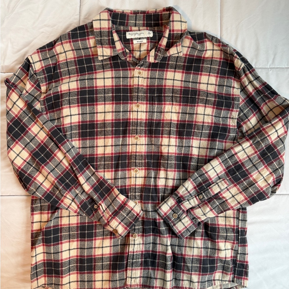 Abercrombie & Fitch Black and Cream Plaid Shirt